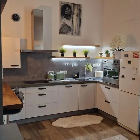 Stylish 10 Min Walk To Old Town Apartma *